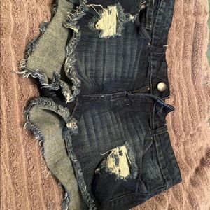 Red camel shorts